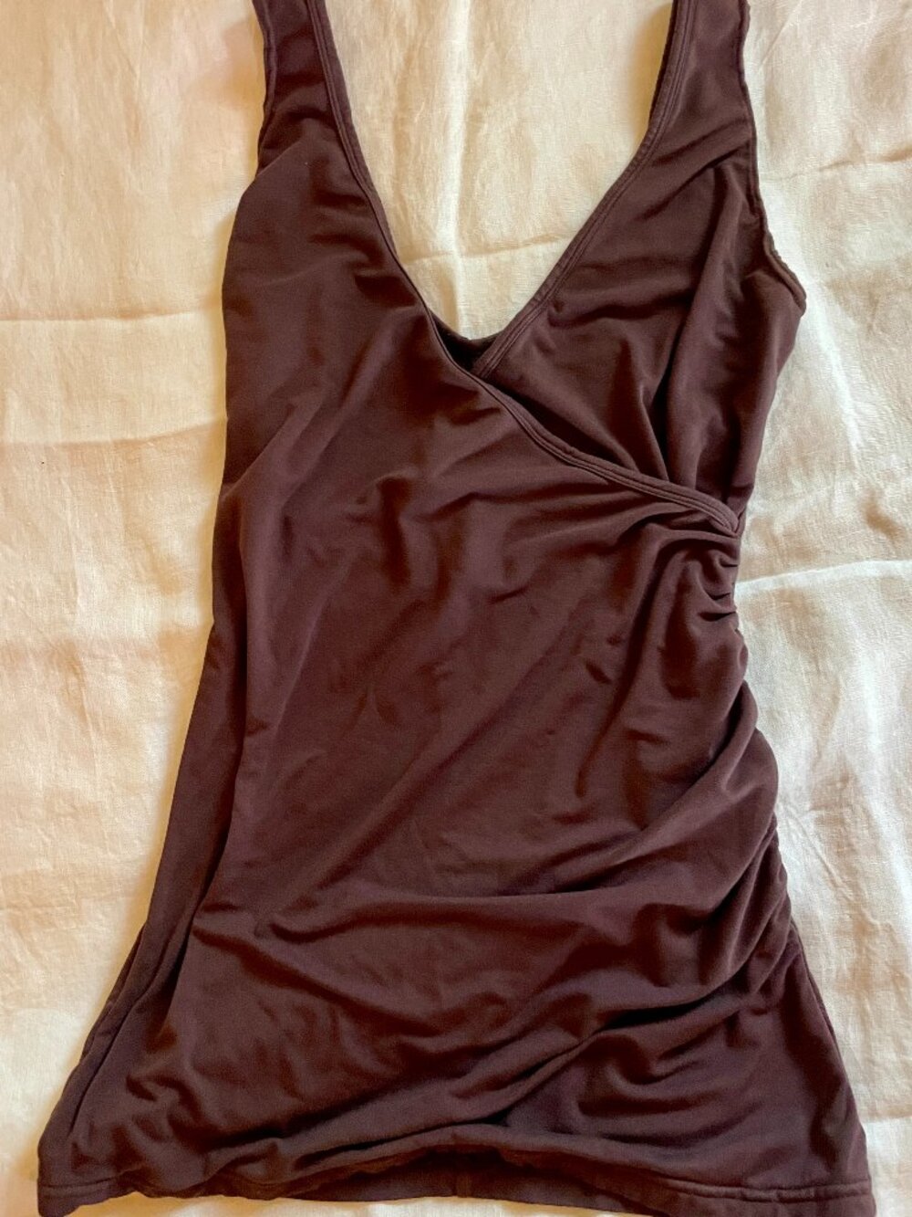 Leom Designs brown draped surplice ruched tank xs